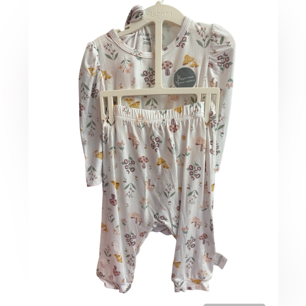 NWT Milkberry 3 pc set